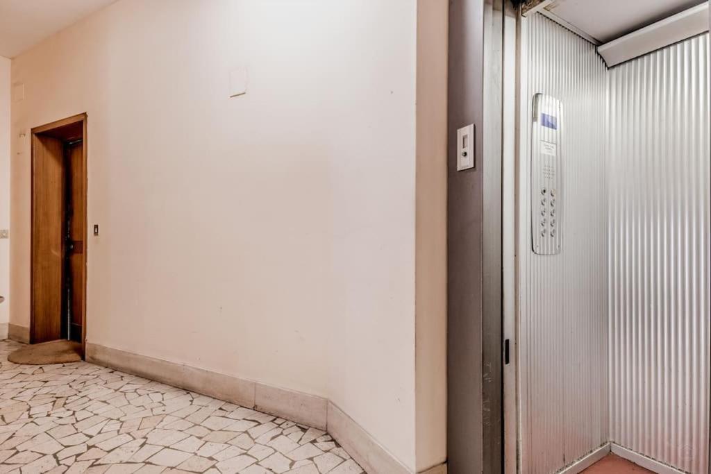 로마 Tiburtina White House 아파트 외부 사진
